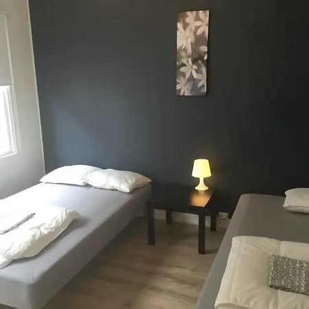 Apartman Budget 102 *